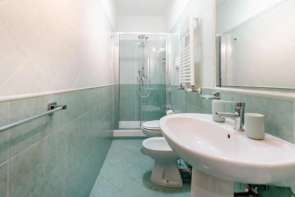 Apartment Modern 1Br Apt Near National Museum - Sleeps 3 Naples Italy