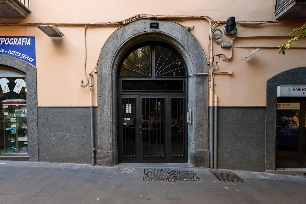 Modern 1Br Apt Near National Museum - Sleeps 3 Naples